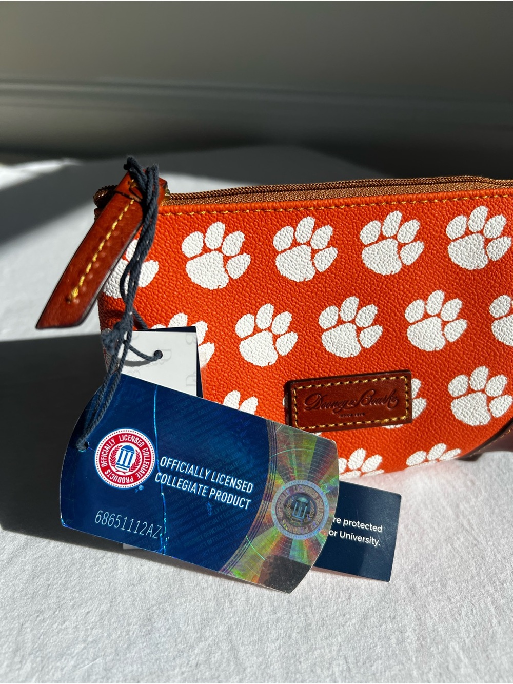 Dooney & Bourke Clemson Leather zipped wristlet - Picture 4 of 9